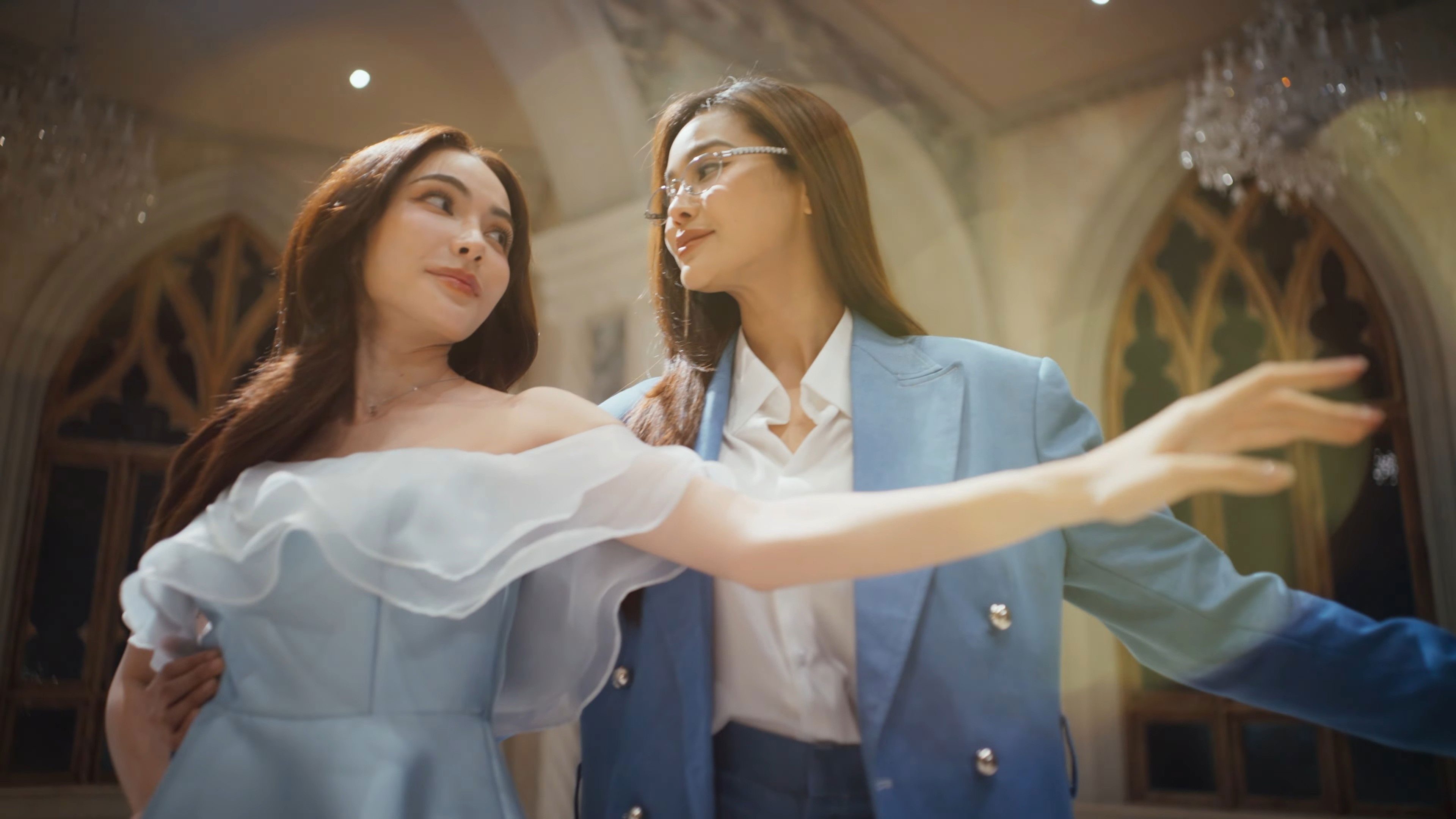 Dòng Sông Mưu Mẹo